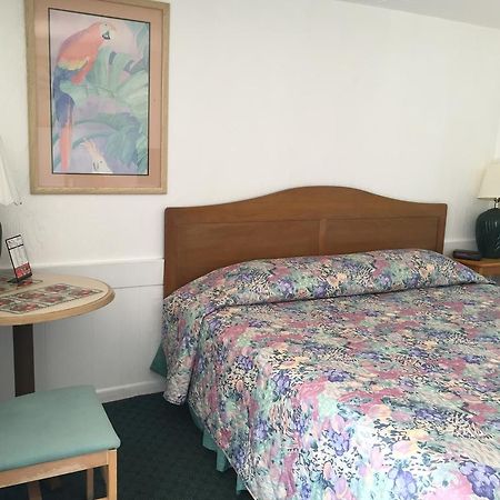 Sea Cove Motel Pompano Beach Exterior photo